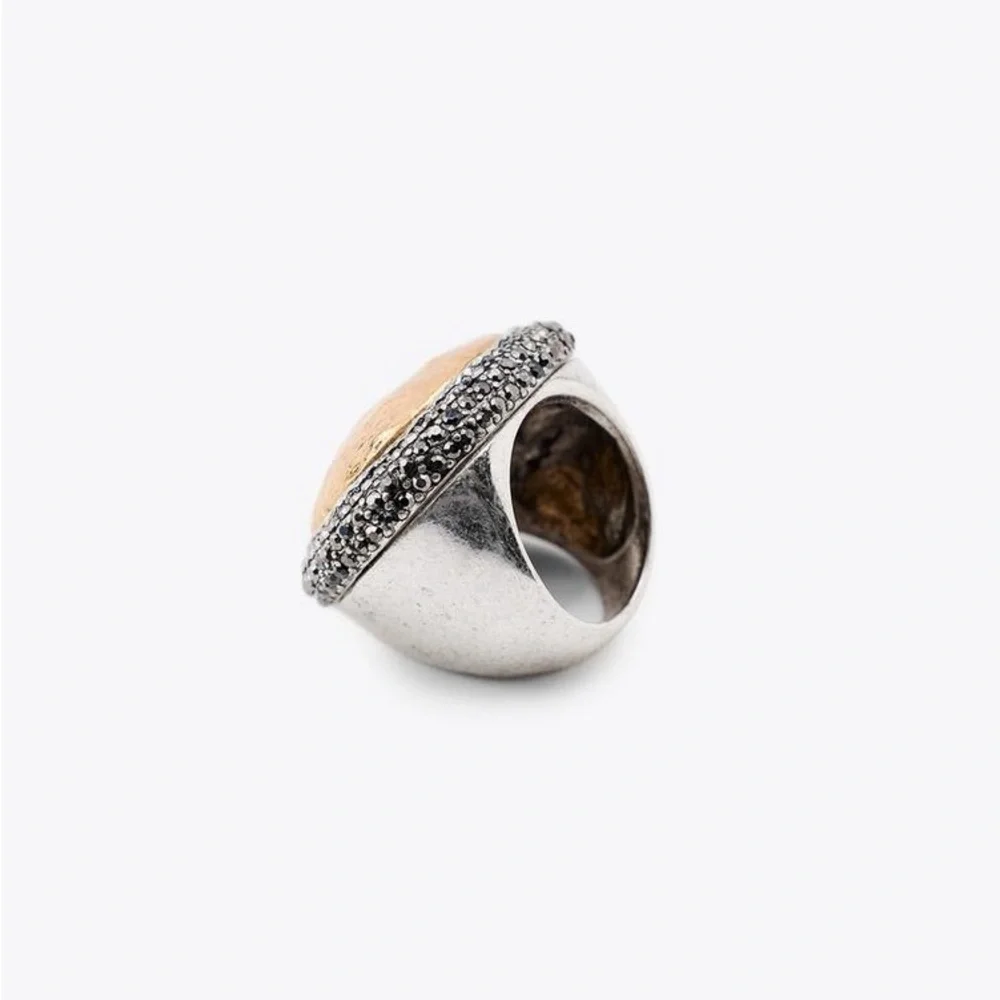 NWT Zara Crystals Texture Maxi Ring